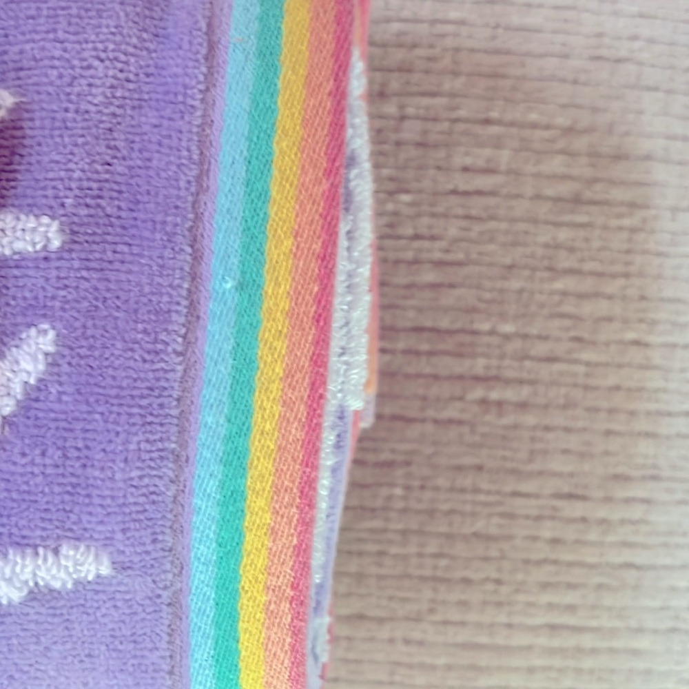 Purple & White Unicorn Hand Towels  NWT - Picture 3 of 3